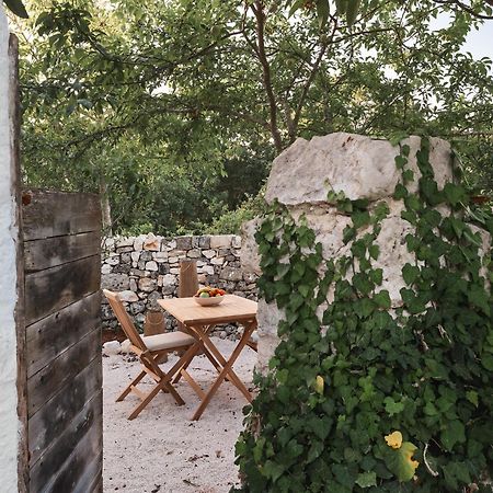 Trulli Del Bosco Acomodação com café da manhã Alberobello Exterior foto
