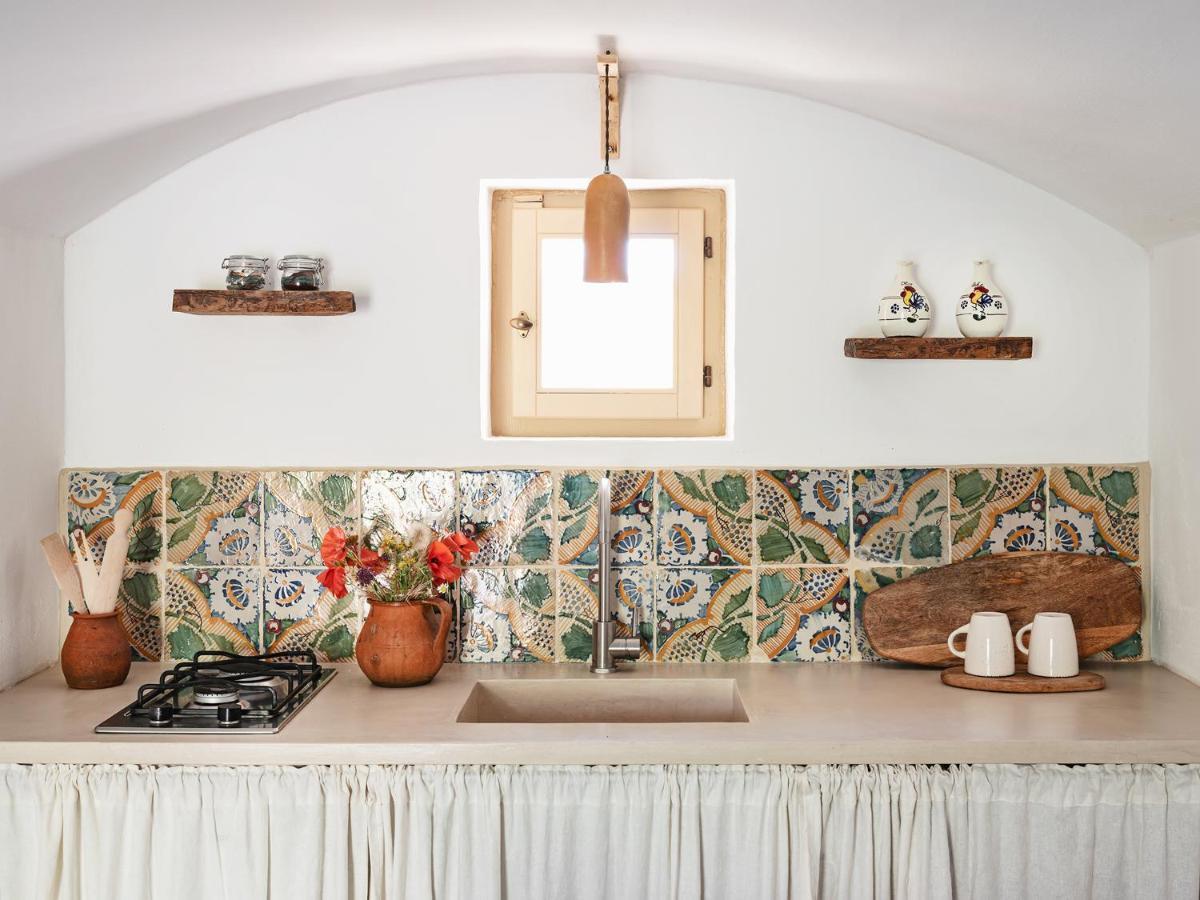 Trulli Del Bosco Acomodação com café da manhã Alberobello Exterior foto