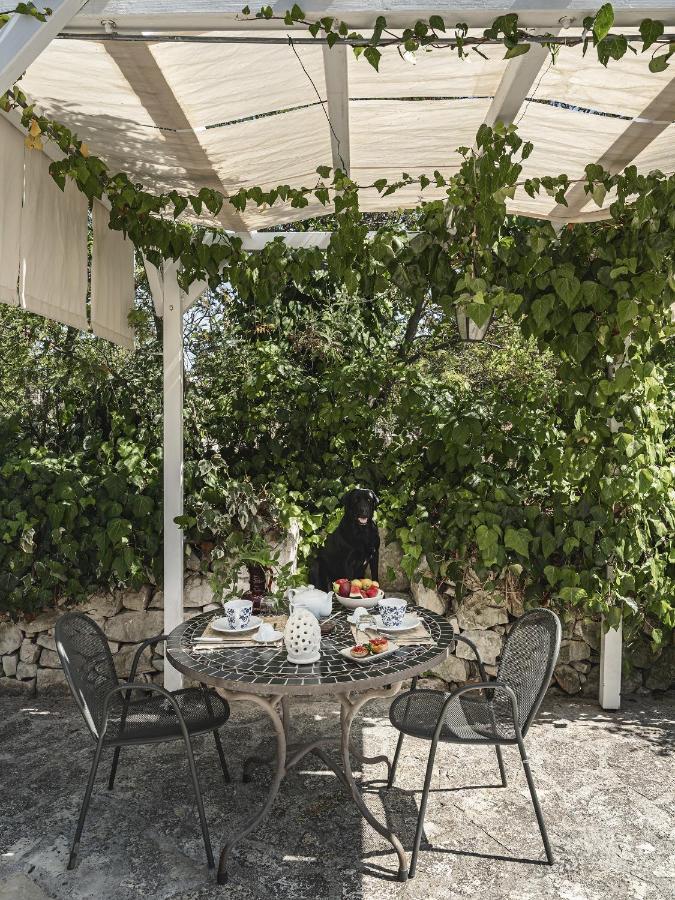 Trulli Del Bosco Acomodação com café da manhã Alberobello Exterior foto